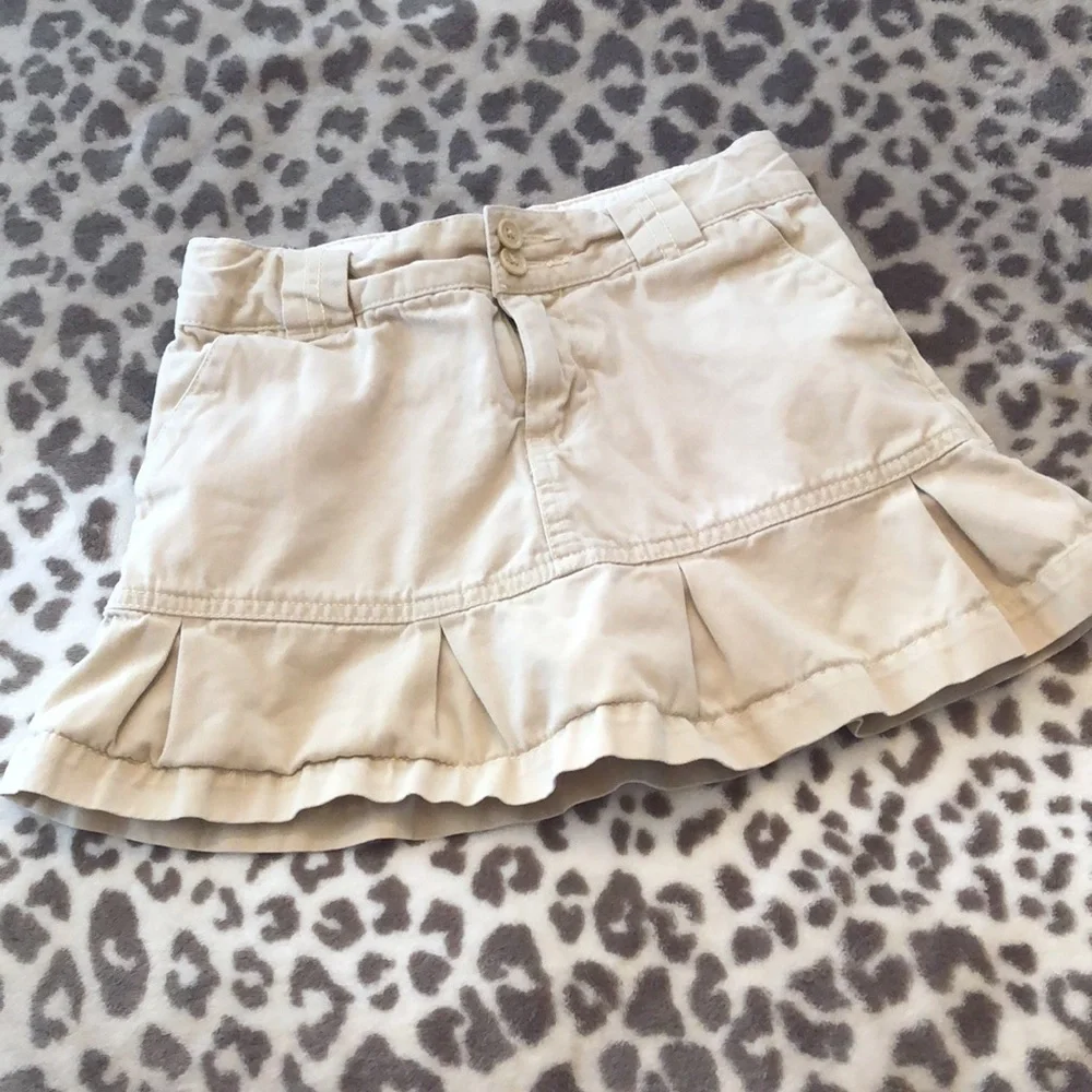 2006 GapKids Tan Khaki Pleated Skirt with Shorts Size 8 Girls